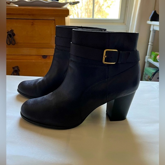 Cole Haan Rhinecliff Ankle Boot Buckle Black Leather Zip Bootie Womens Size 10B - Picture 1 of 12